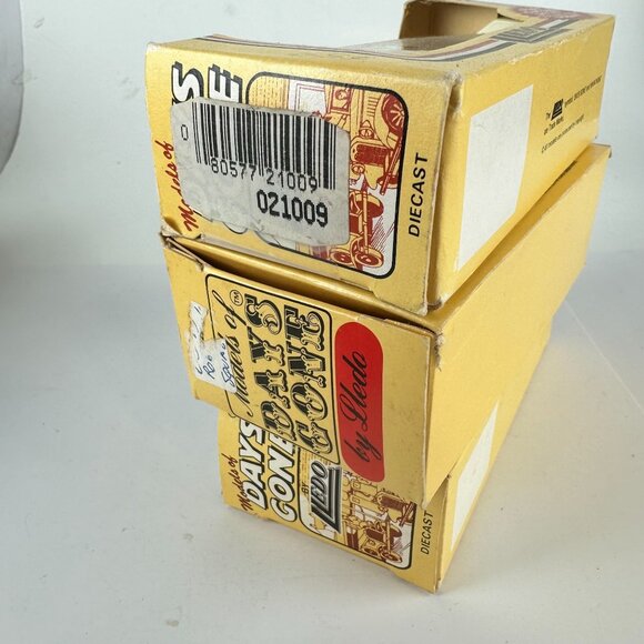 Lledo Diecast Vehicle Lot - Birds Custard Truck Buffalo Bus & Vintage Figures - Picture 5 of 5